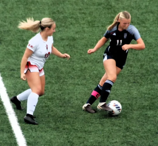 South girls fall to Oak Hill, 1-0